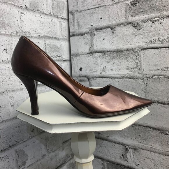 Connie Brown Patent Faux Leather Pointy Toe Pump High Heel Shoes - Picture 3 of 10